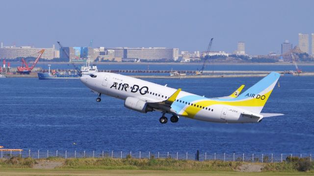 Boeing 737-700 (JA12AN)