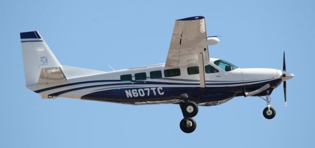 Cessna Caravan (N607TC)