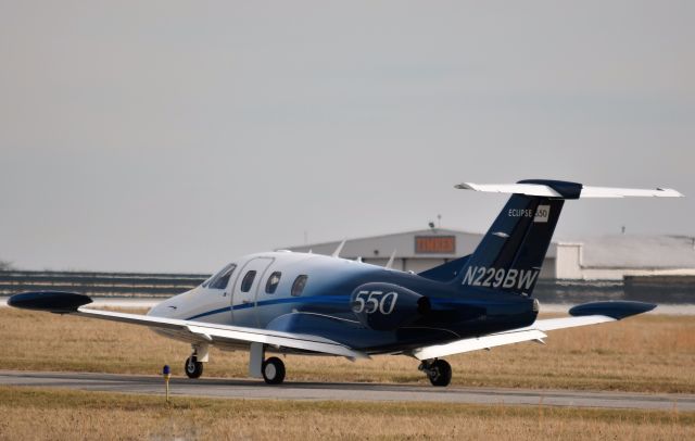 Eclipse 500 (N229BW)