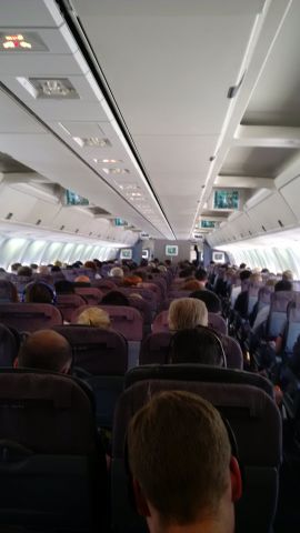 BOEING 767-300 (VH-OGU) - Flying from YSSY - YMML