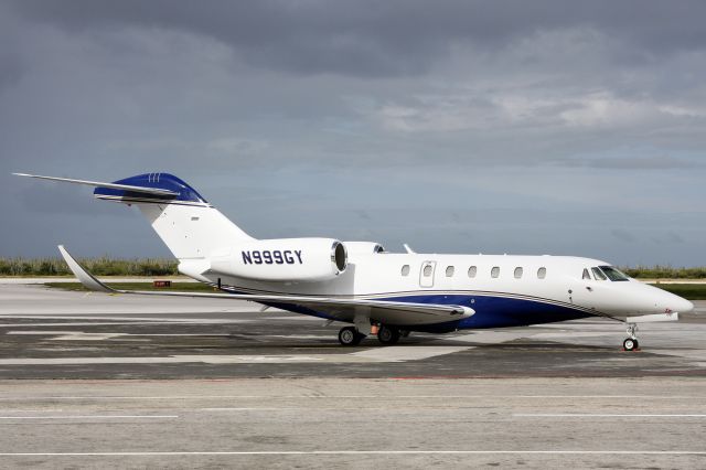 Cessna Citation X (N999GY) - Parked at general aviation ramp!!