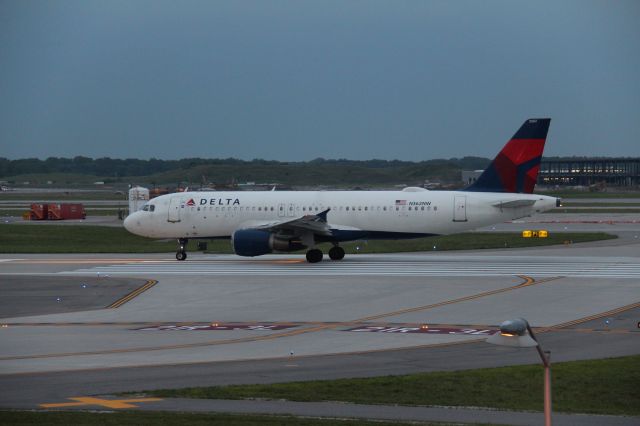 Airbus A320 (N362NW) - DL1207 to DFW (July 31st, 2023)