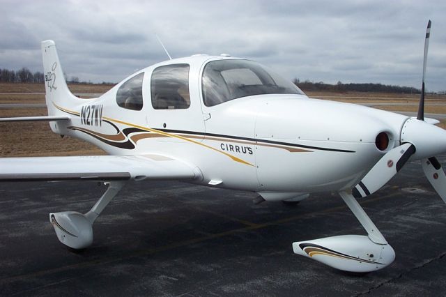 Cirrus SR-22 (N27WV)