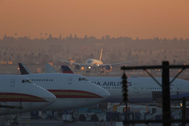 Boeing 787-8 (CC-BBG)