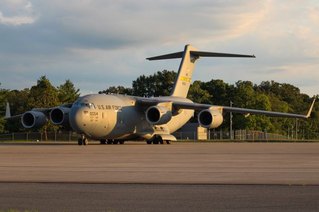 Boeing Globemaster III (98-0054)