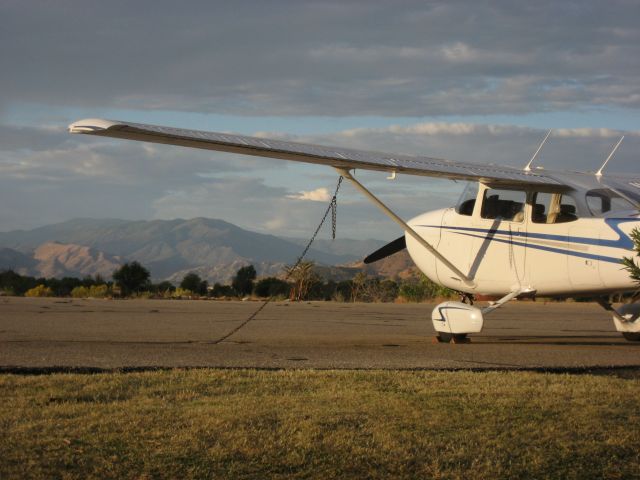 Cessna Skyhawk (N1QS)