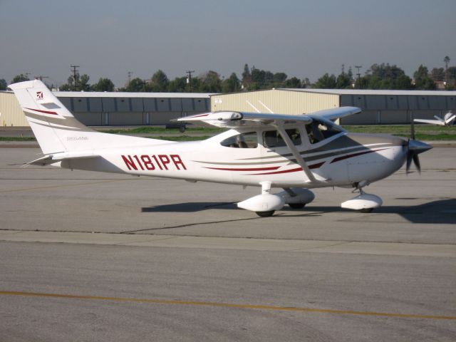 Cessna Skylane — - Taxiing at Fullerton