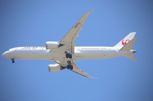 Boeing 787-9 Dreamliner (JA870J)