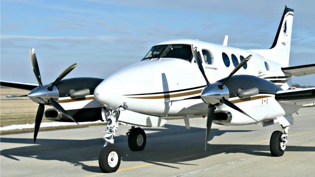 Beechcraft King Air 90 (N524CV)