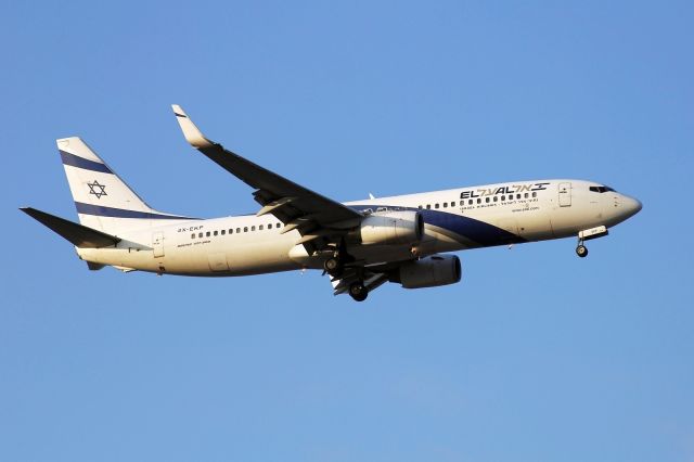 Boeing 737-700 (4X-EKP) -  Flight from Lnodon, UK, 08/2015 an early morning landing on runway 30.