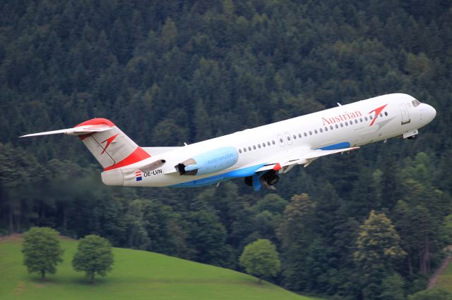 Fokker 100 (OE-LVN)