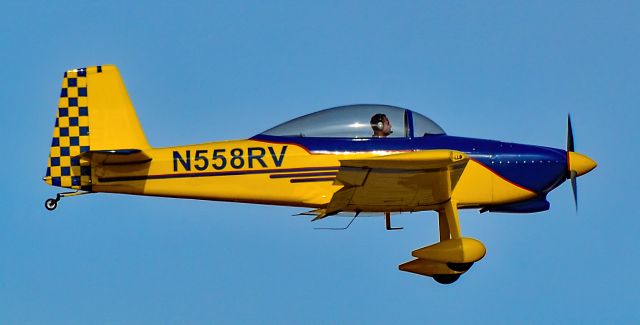 Vans RV-8 (N558RV) - N558RV Van's RV-8 s/n 81874 - North Las Vegas Airport  KVGT, VGTbr /Photo: Tomás Del Corobr /February 5, 2022