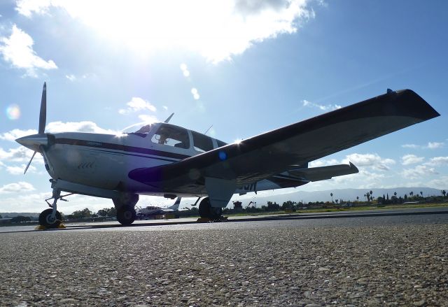 Beechcraft 35 Bonanza (N1535W)
