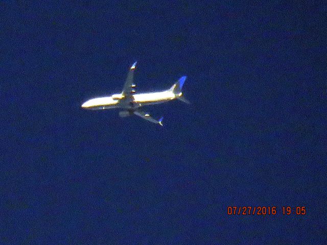 Boeing 737-800 (N13248)