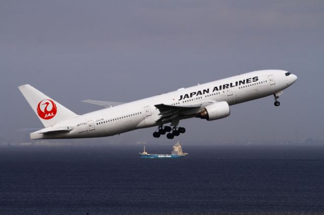 Boeing 777-200 (JA773J)