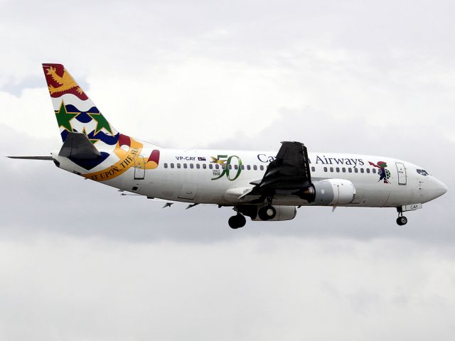 Boeing 737-500 (VP-CAY)