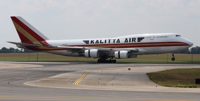 Boeing 747-400 (N744CK) - Camber 459, a Kalitta Air Boeing 747-400, rolling down Runway 36L after touchdown at Carl T. Jones Field, Huntsville International Airport, AL - June 15, 2018.