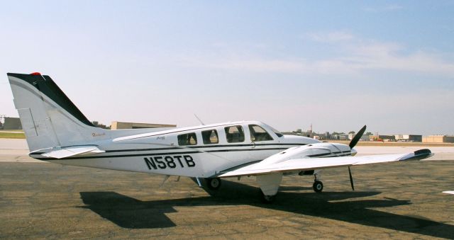 Beechcraft Baron (58) (N58TB)