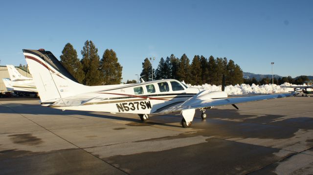 Beechcraft Baron (58) (N537SW)