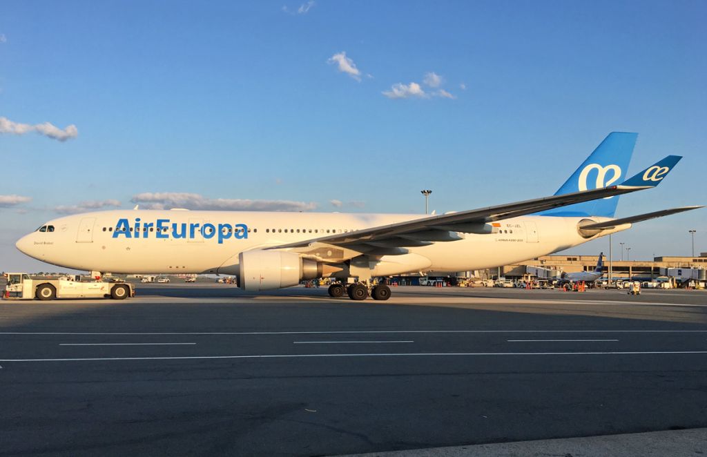 Airbus A330-200 (EC-JZL) - Air Europa - New Non stop to Madrid