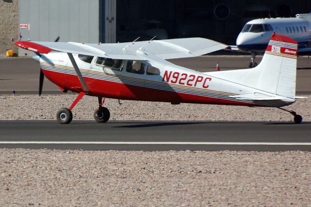 Cessna Skywagon (N922PC)