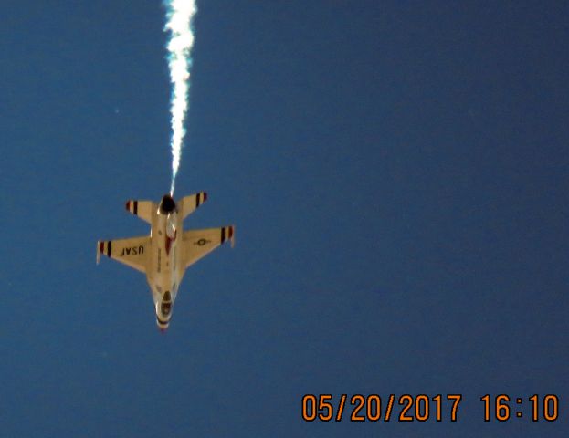 Lockheed F-16 Fighting Falcon (92-3896)