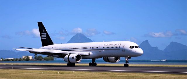 Boeing 757-200 (TF-FIW)
