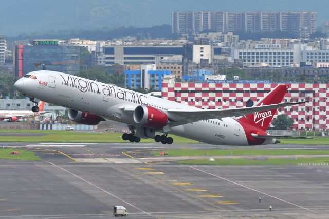 G-VBZZ — - ”Queen Bee“ departing CSMIA in the afternoon as VS355 bound for LHR.