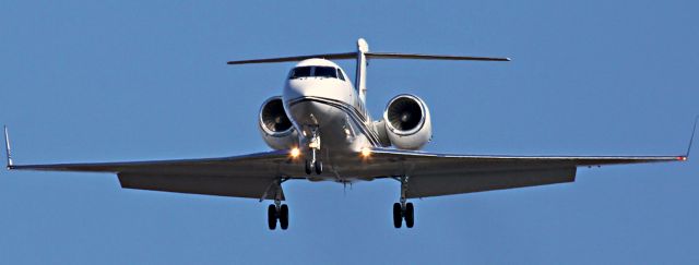 Gulfstream Aerospace Gulfstream IV (N335LL)