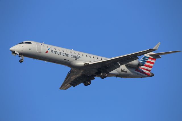 Canadair Regional Jet CRJ-700 (N702SK)