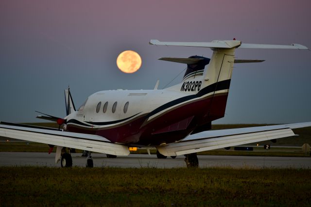 Pilatus PC-12 (N302PB)