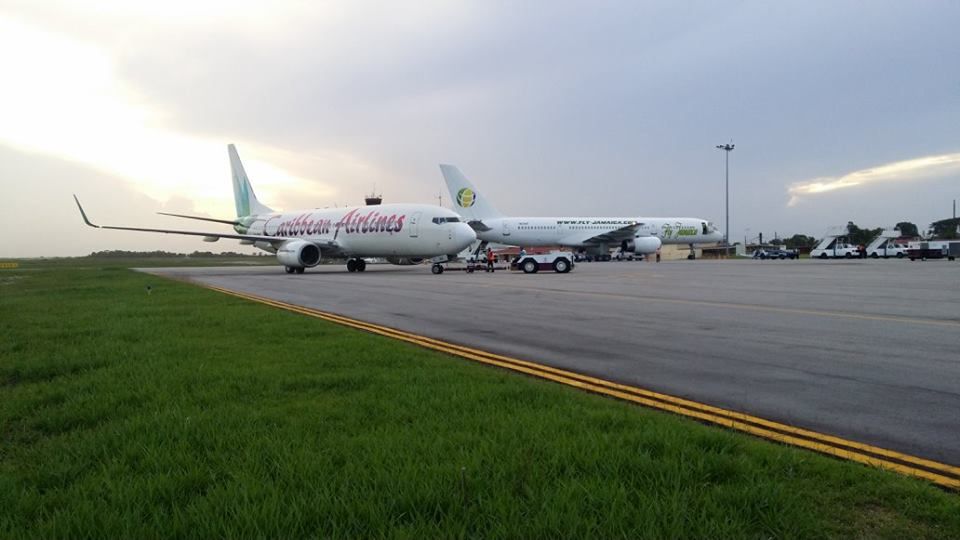 Boeing 757-200 (N524AT)
