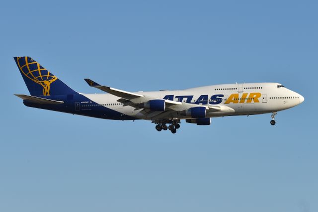 Boeing 747-400 (N480MC) - 23-R 10-09-24