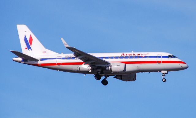 Embraer 170/175 (N760MQ) - The American Eagle retro E170 landing at GSP.  1/15/2022.