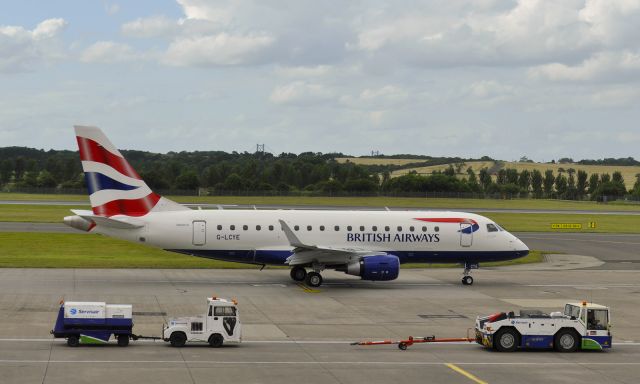 Embraer 170/175 (G-LCYE) - British Airways CityFlyer Embraer ERJ 170STD G-LCYE leaving Edinburgh Airport