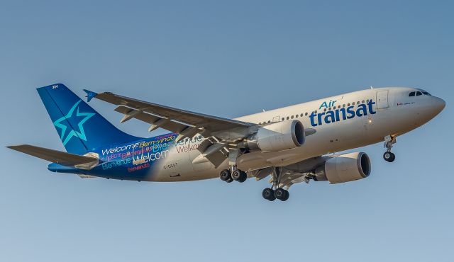 Airbus A310 (C-GSAT)