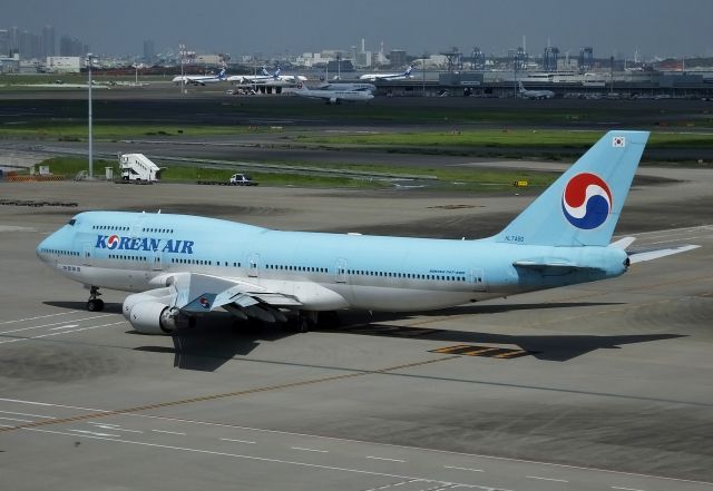 Boeing 747-400 (HL7460) - Taxing at HND (2017/09/19)