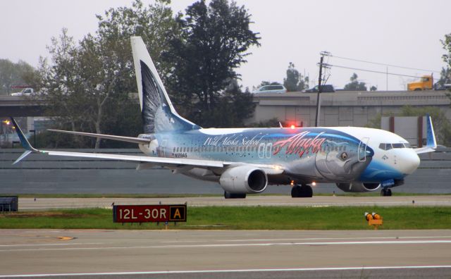 Boeing 737-800 (N559AS)