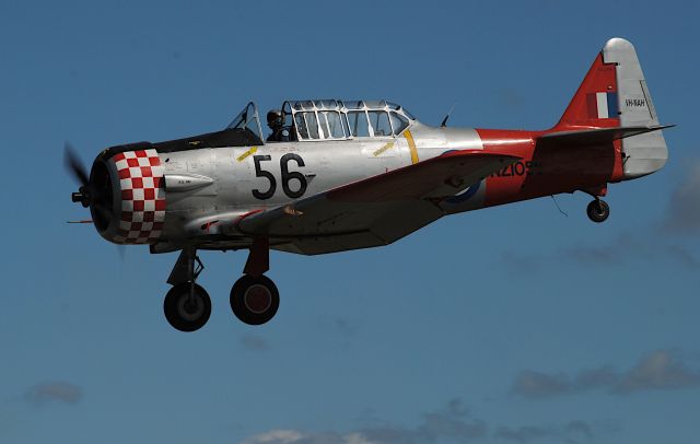 North American T-6 Texan (VH-NAH)