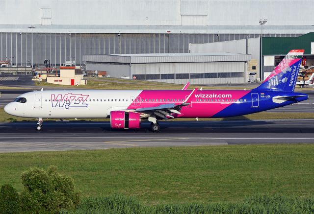 Airbus A321neo (HA-LGI)