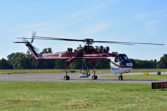 Sikorsky CH-54 Tarhe (N720HT)