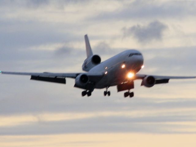 McDonnell Douglas DC-10 (C-GKFD)