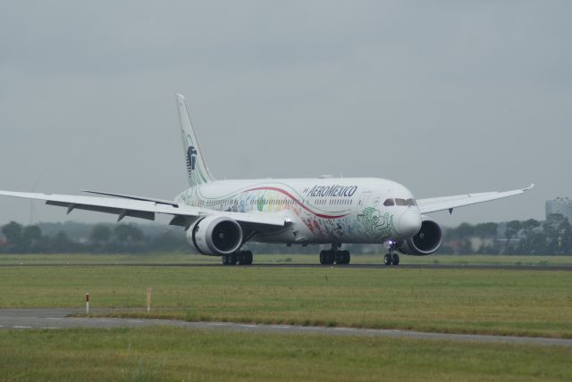 Boeing 787-9 Dreamliner (XA-ADL) - Aeromexico B787-9 Dreamliner Special Livery