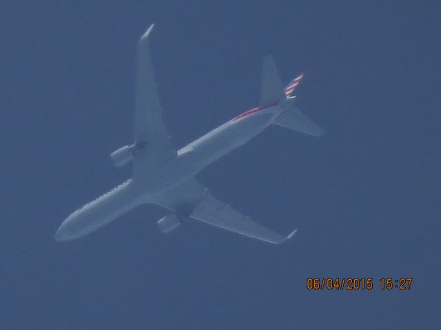 BOEING 767-300 (N381AN)