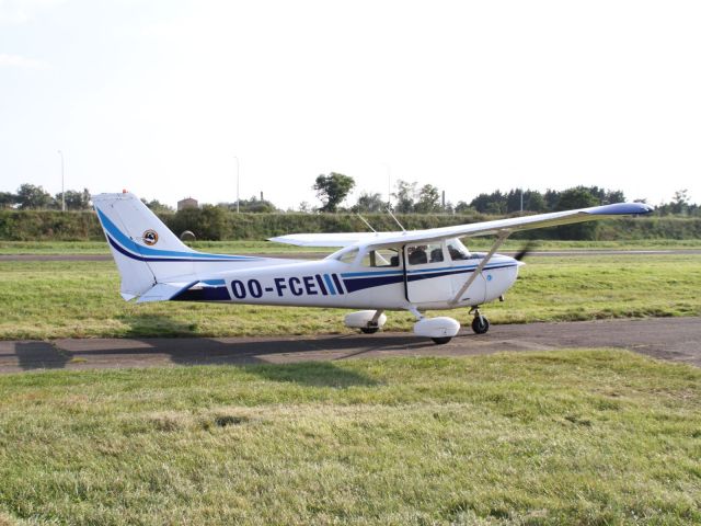 Cessna Skyhawk (OO-FCE)