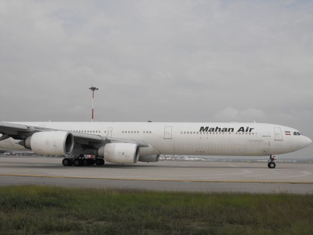 Airbus A340-600 (EP-MMQ)