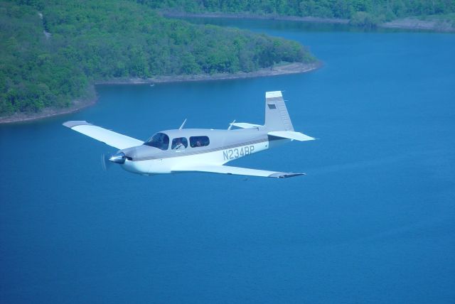 Mooney M-20 (N234BP)