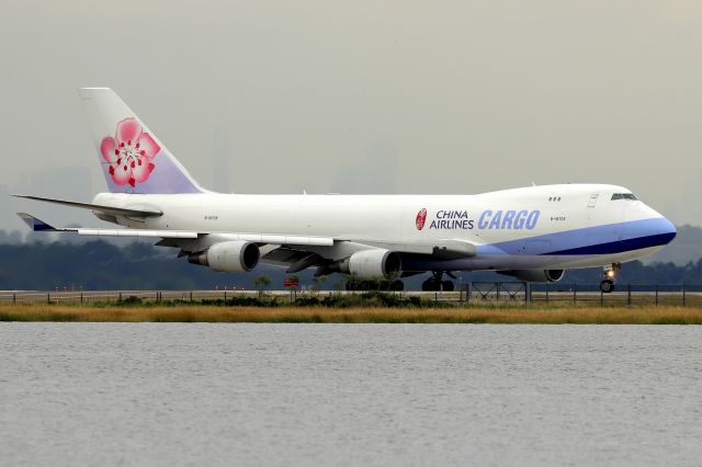 Boeing 747-400 (N18709) - 'Dynasty 5321' departing to Anchorage Ted Stevens International Airport