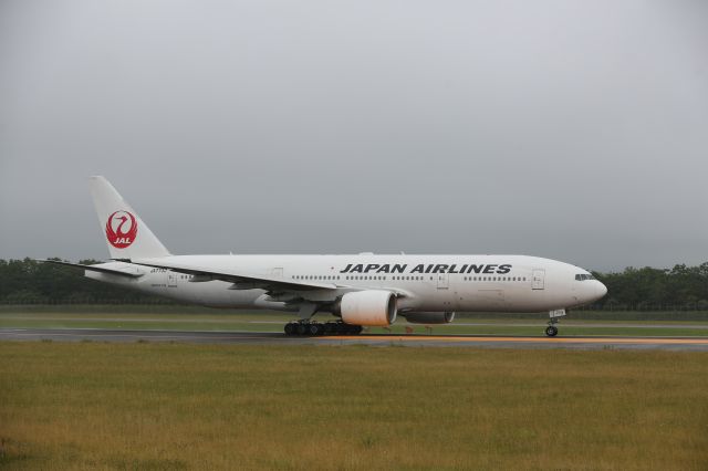 Boeing 777-200 (JA773J) - 18 July 2016:HKD-HND.