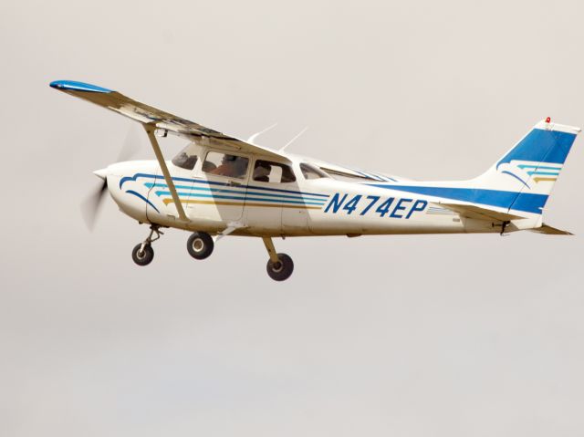 Cessna 152 (N474EP)